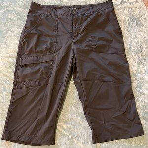 Columbia Omni-Shield Cargo Capri Hiking Outdoor Lightweight Capris 16 Beach